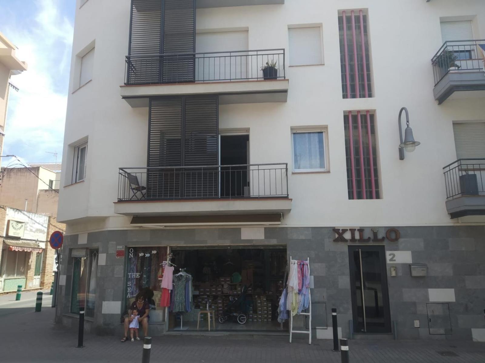 Baix A Mar Apartment Torredembarra Bagian luar foto